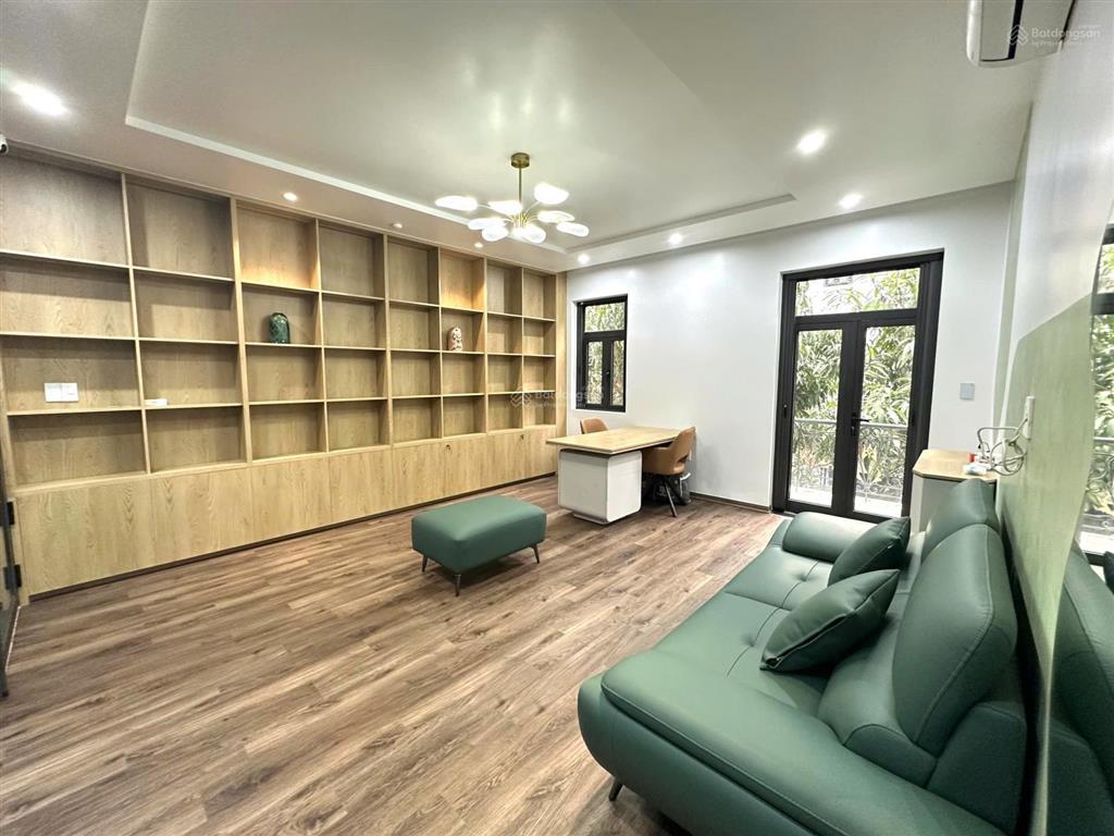 Cho thuê nhà full đồ xịn xò mới tinh ở hoàng huy mall + thang máy