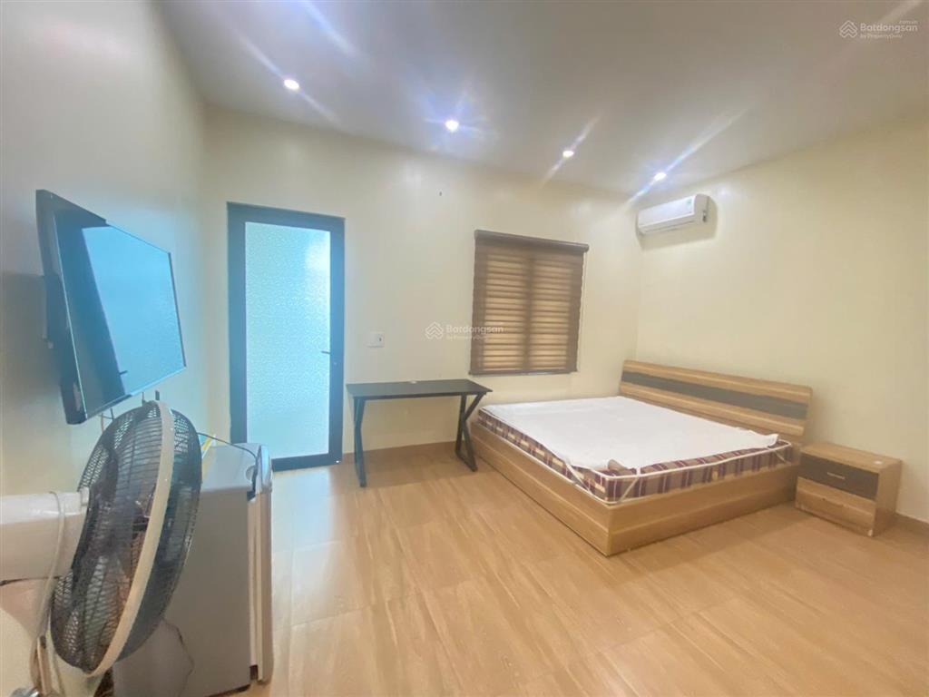 Cho thuê nguyên căn 7 phòng khép kín khu văn cao