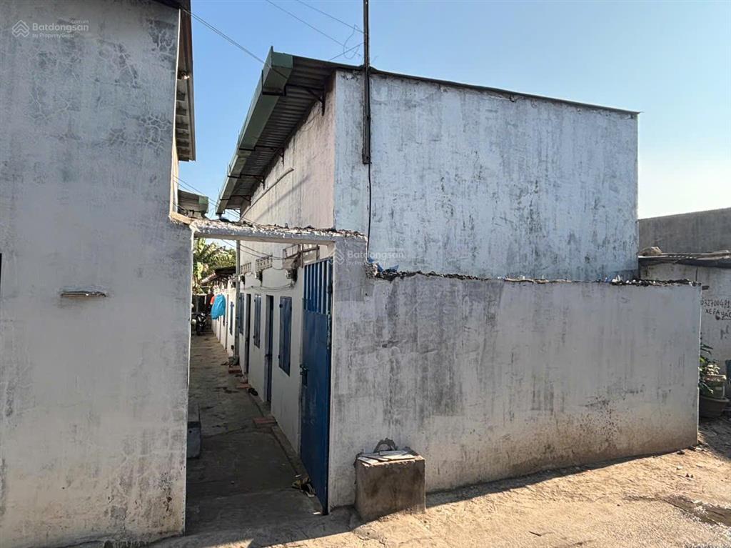 Cần tiền bán nhanh dãy trọ 12 phòng  sổ riêng  thu nhập ổn định mua là có dòng tiền ngay