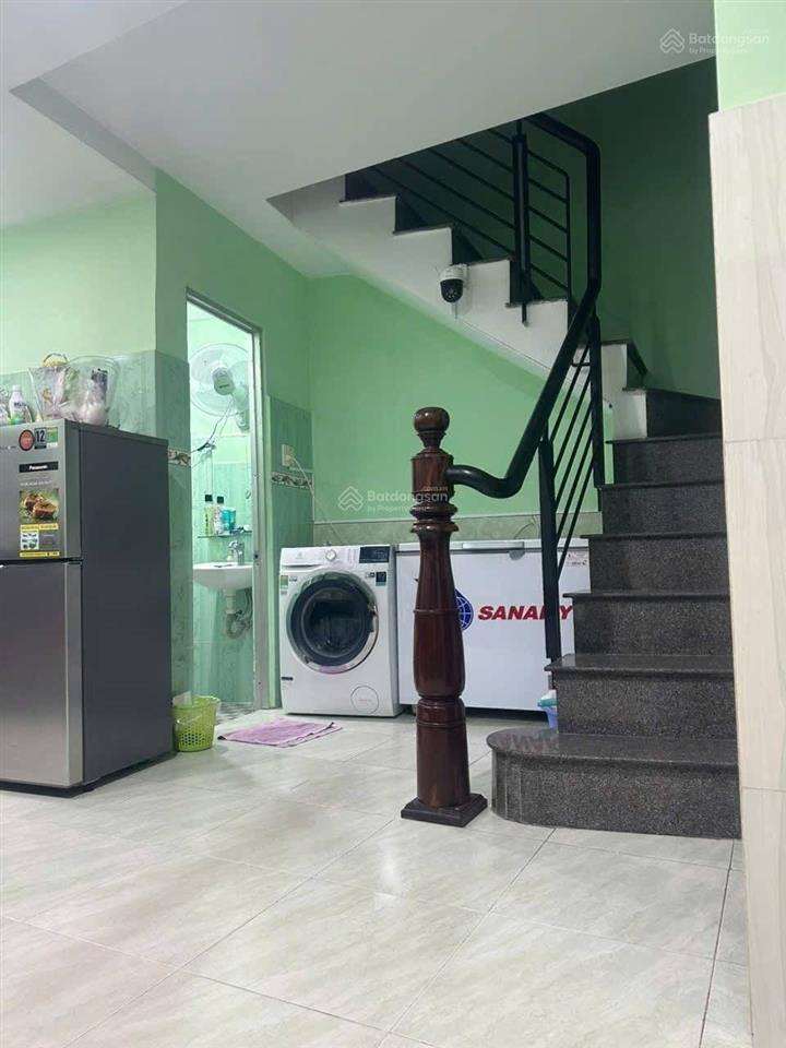 Bán nhà sổ chung 1 trệt 1 lầu gần ngã ba cây điệp, phường tân đông hiệp, thành phố hồ chí minh