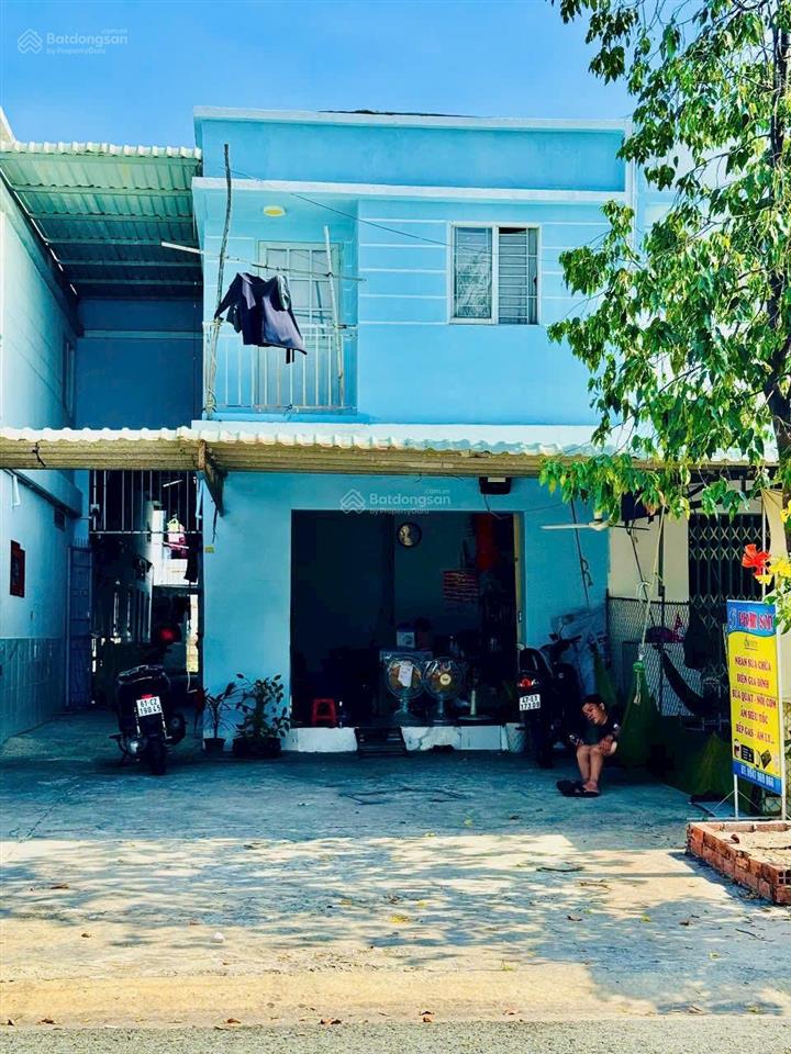 Bán dãy phòng trọ ngay trung tâm khu công nghiệp bàu bàng , bình dương