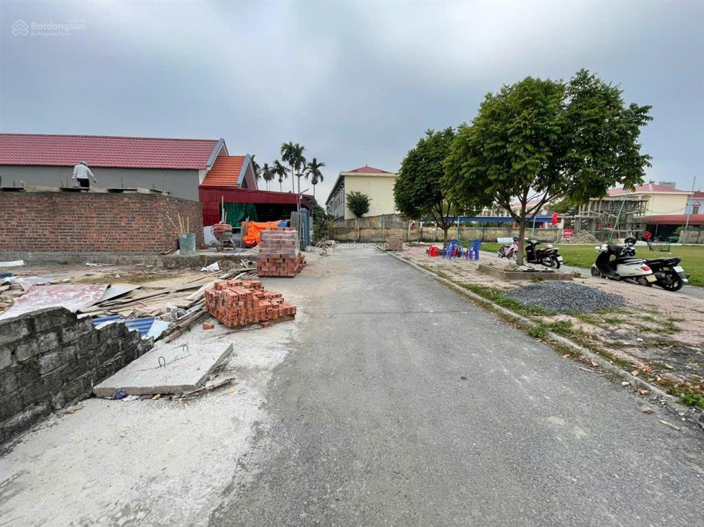 Chính chủ gửi b. án 02 lô đất siêu đẹp đối diện sân bóng lâm động, thuỷ nguyên