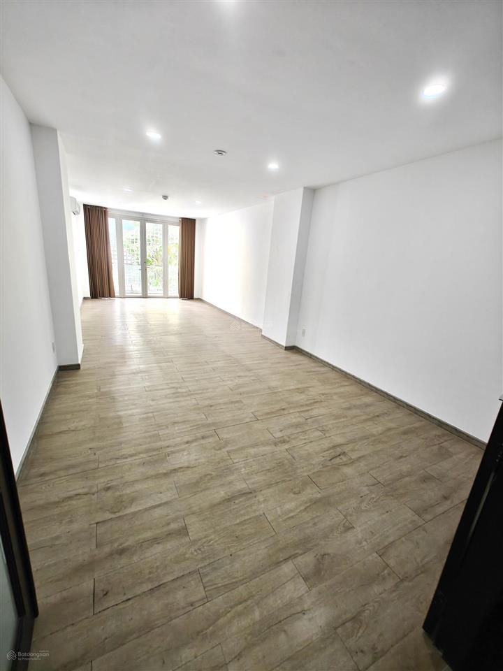 Cho thuê nhà riêng tại 351/7b lê văn sỹ, phường nhiêu lộc giá tốt 60 triệu/tháng