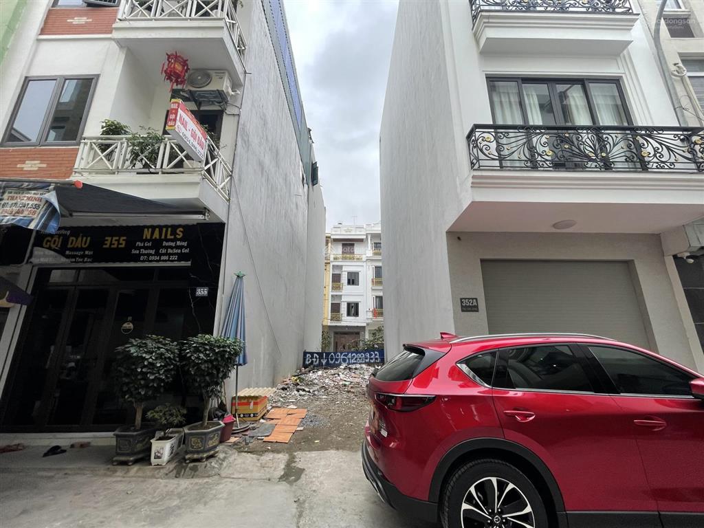 40m2 đất tđc sao sáng 654 ngô gia tự  đường 6m  hướng đông