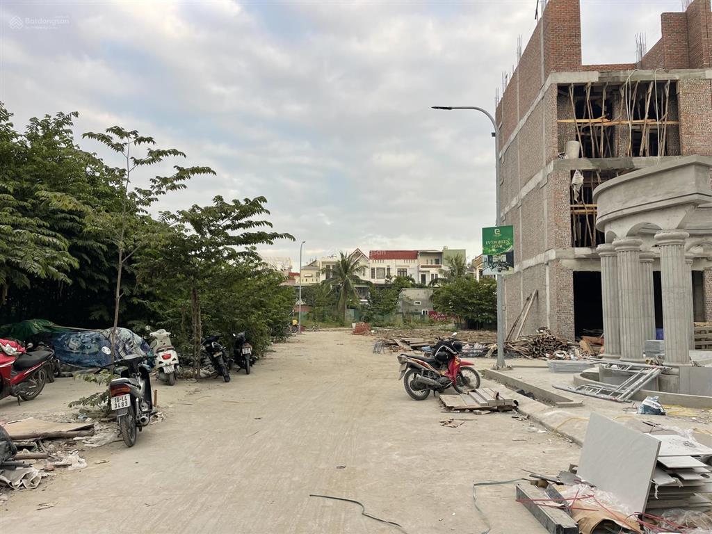 84m2 đất khu phân lô văn cao  ngang 5m  đường 6m