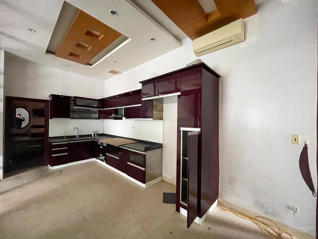 Biệt thự 3 tầng lô 3d lê hồng phong  200m2 ngang 10m  đường 22m