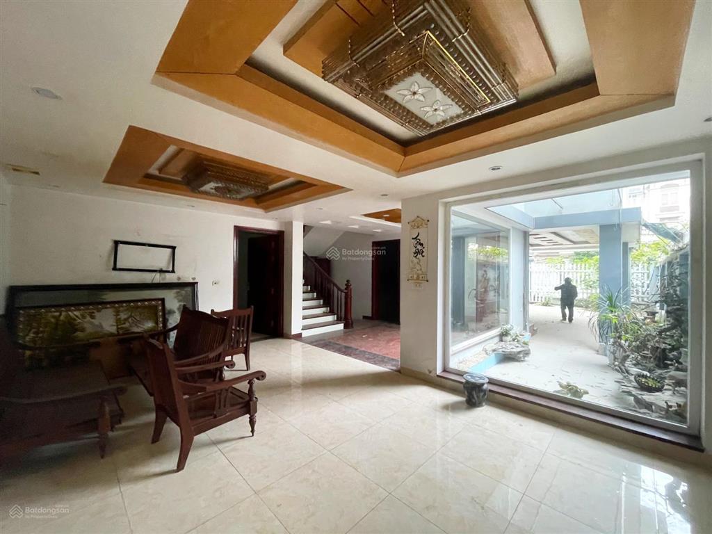 Biệt thự 3 tầng lô 3d lê hồng phong  200m2 ngang 10m  đường 22m