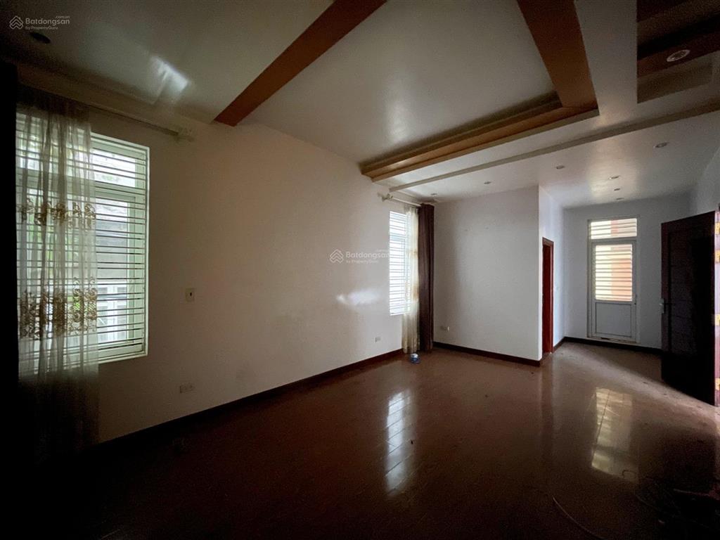 Biệt thự 3 tầng lô 3d lê hồng phong  200m2 ngang 10m  đường 22m