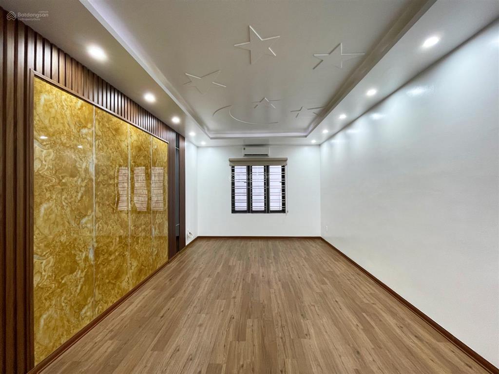 Nhà 4 tầng dân xây phân lô lê hồng phong  60m2  tây nam