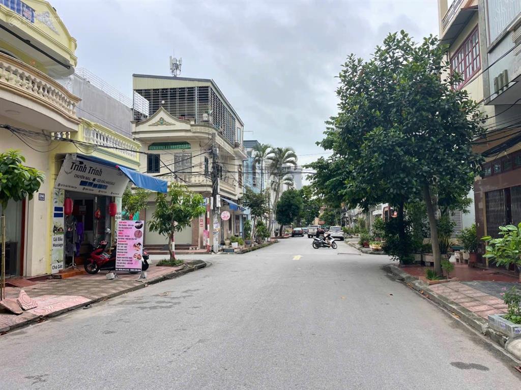 82m2 đất mặt phố tô vũ tuyến 2 văn cao  đường 15m  tây nam