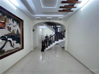 Nhà 3 tầng ngõ 282 đà nẵng thông phương lưu  90m2  sân cổng rộng