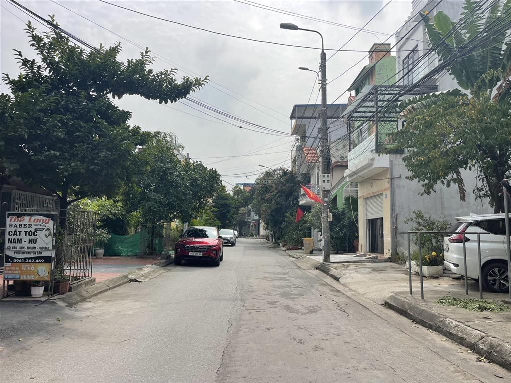 Lô góc 90m2 khu phân lô 193 văn cao  ngang 4.5m  đường 12m