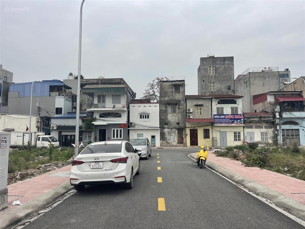 40.5m2 đất tđc 47 lê lai  ngang 4.5m  đường 9.5m
