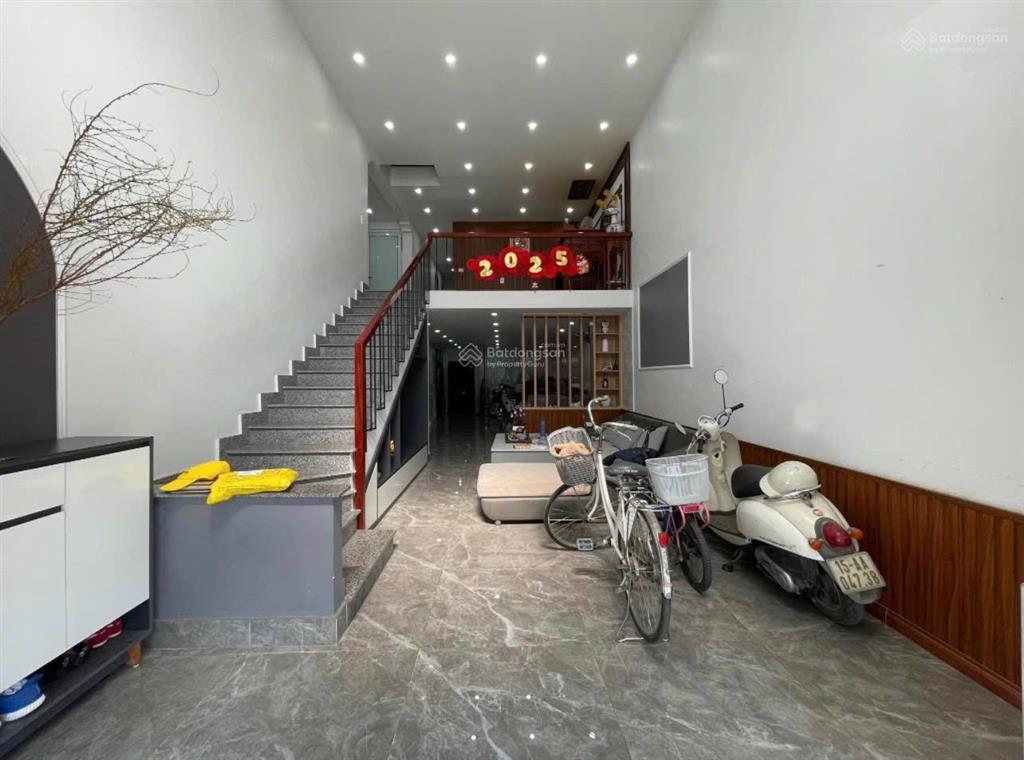 Nhà 2 tầng dân xây tđc nam hải 2  ngô gia tự  120m2 ngang 8m  đông tứ trạch