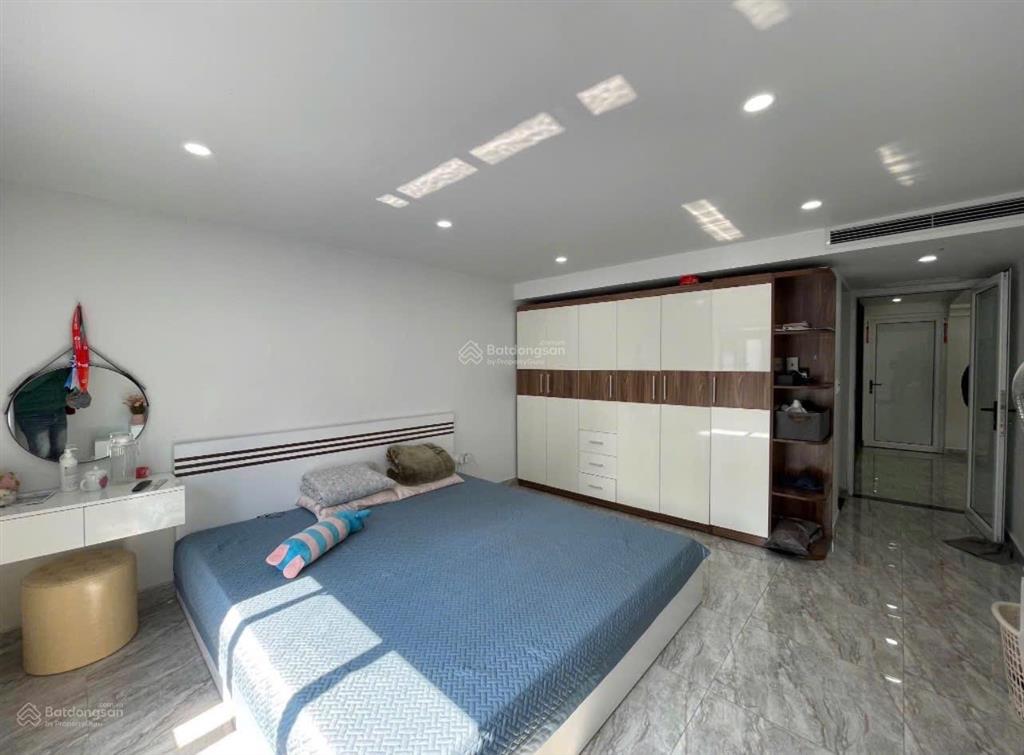 Nhà 2 tầng dân xây tđc nam hải 2  ngô gia tự  120m2 ngang 8m  đông tứ trạch
