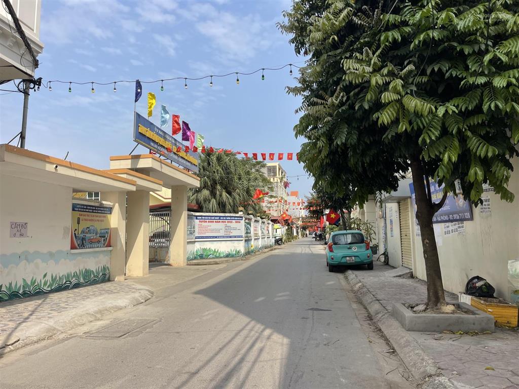 106,6m² đất mặt đường nam trung hành  ngang 5m  hướng nam