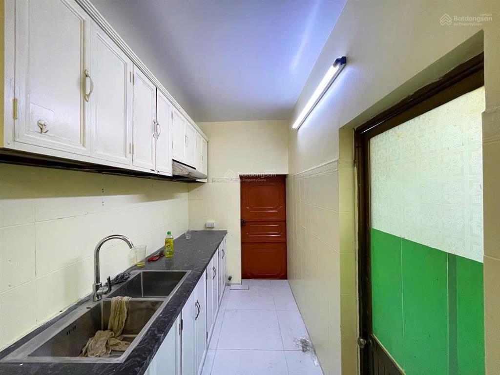 Nhà 3 tầng 30m2 lô 22 lê hồng phong  điểm đẹp kinh doanh tốt