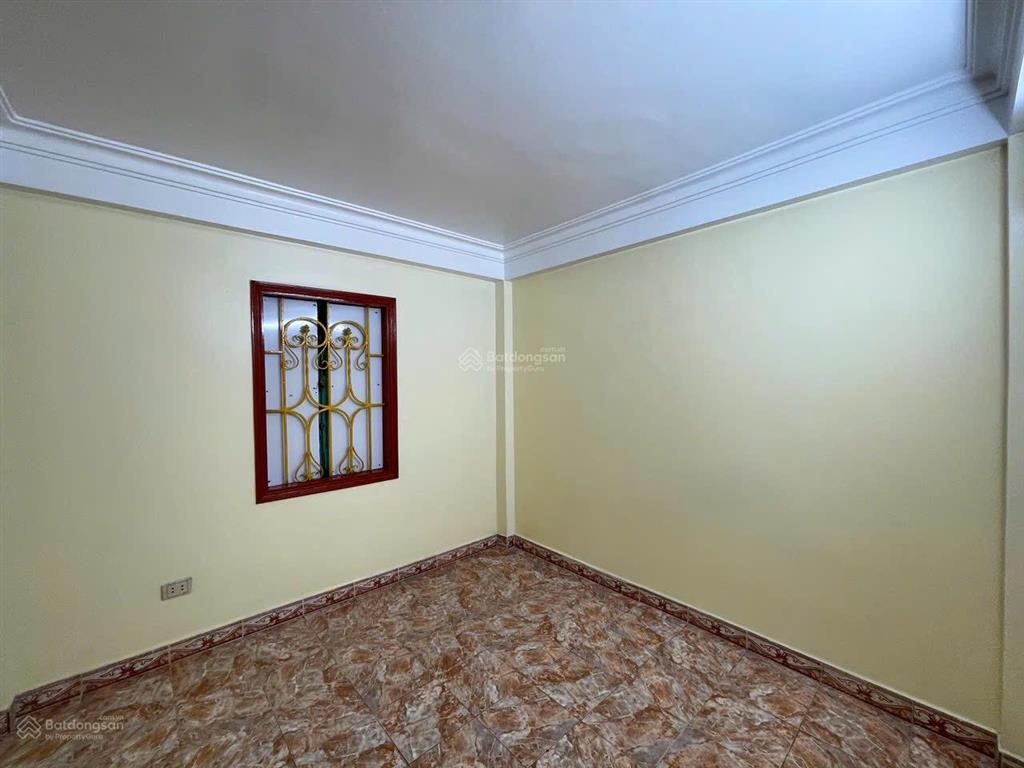 Nhà 3 tầng 30m2 lô 22 lê hồng phong  điểm đẹp kinh doanh tốt