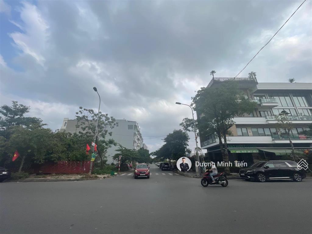 Lô góc 262.5m2 mặt đường trần hoàn tuyến 2 lê hồng phong  ngang 10.5m  đường 25m