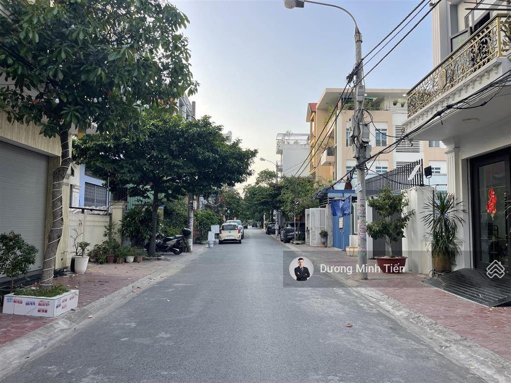 86.8m2 đất phân lô 333 văn cao  ngang 4.34m  đường 10m