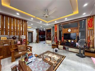Biệt thự khu sao đỏ 732 ngô gia tự  136m2 ngang 12m  đường 12m