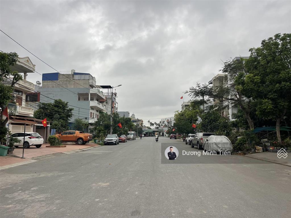 100m2 đất mặt đường đôi 30m khu phân lô 193 văn cao  ngang 5m  tây tứ trạch