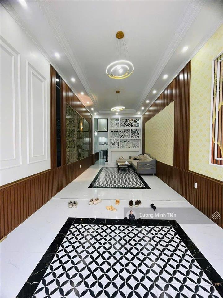 Nhà 4 tầng mặt phố nguyễn hữu tuệ gần lê lợi  68m2  điểm đẹp kinh doanh tốt
