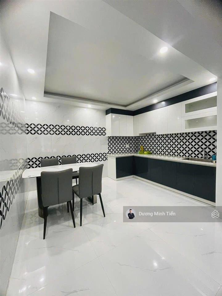 Nhà 4 tầng mặt phố nguyễn hữu tuệ gần lê lợi  68m2  điểm đẹp kinh doanh tốt