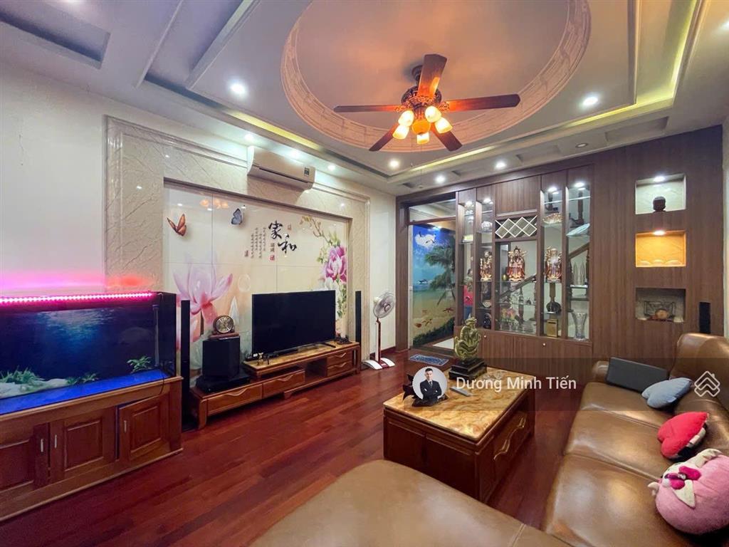 Nhà 4 tầng dân xây phân lô lê hồng phong  81m2 ngang 4.5m  hướng nam