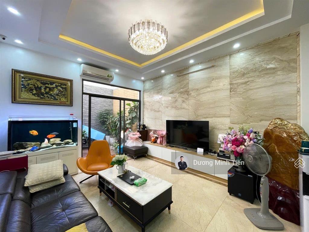 Nhà 4 tầng mặt đường hoàng thế thiện  92m2 ngang 4.6m  nội thất cao cấp