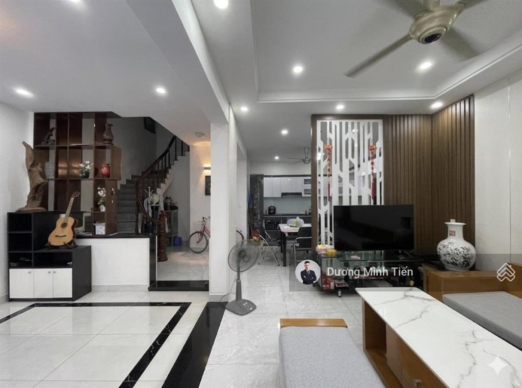 Nhà 3 tầng dân xây tđc tuyến 3 ngô gia tự  64,28m2 ngang 7,3m  giá cực tốt