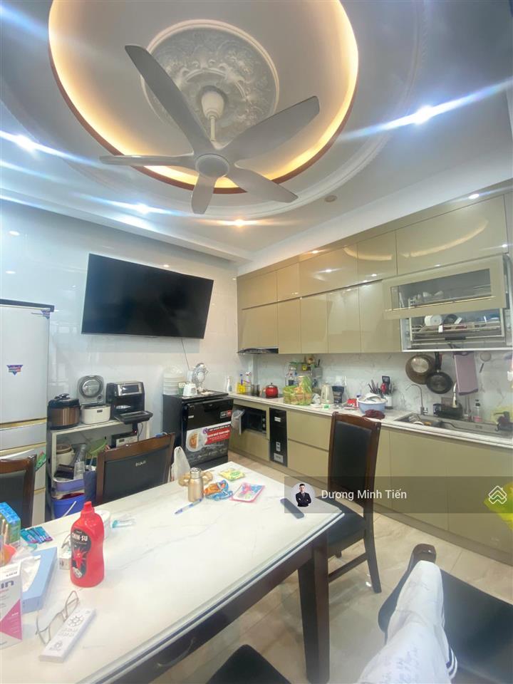 Nhà 4 tầng dân xây tđc cây đa  40m2  đường 11m