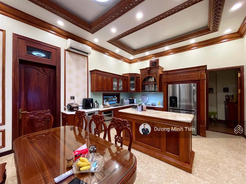 Biệt thự tuyến 3 lê hồng phong  300m2  nội thất cao cấp