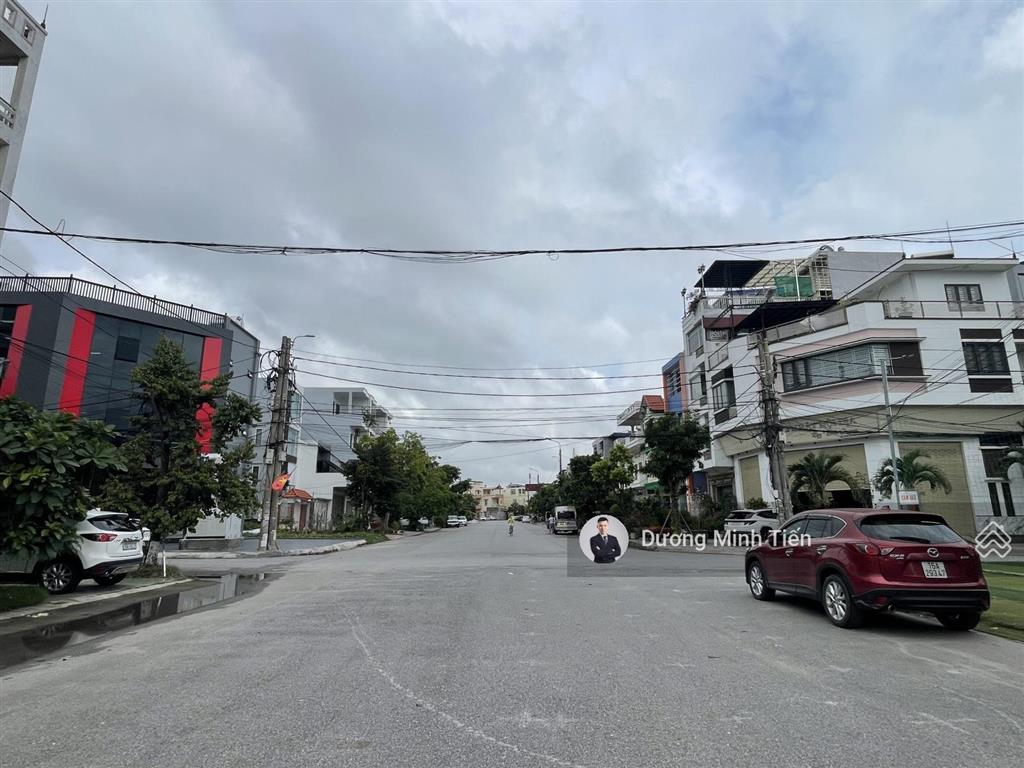 78,3m2 đất mặt đường 30m khu phân lô 193 văn cao  ngang 4,5m  tây tứ trạch