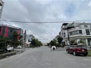 78,3m2 đất mặt đường 30m khu phân lô 193 văn cao  ngang 4,5m  tây tứ trạch