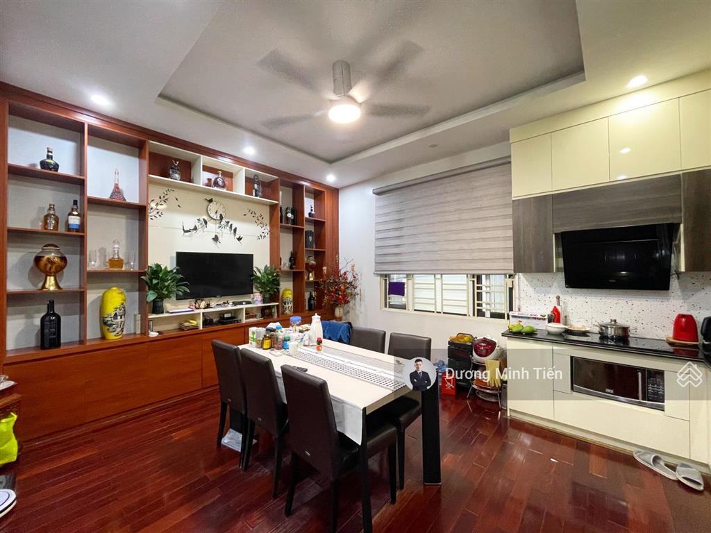 Nhà 6 tầng thang máy lô 26 lê hồng phong  82.5m2 ngang 5.5m  đường 15m