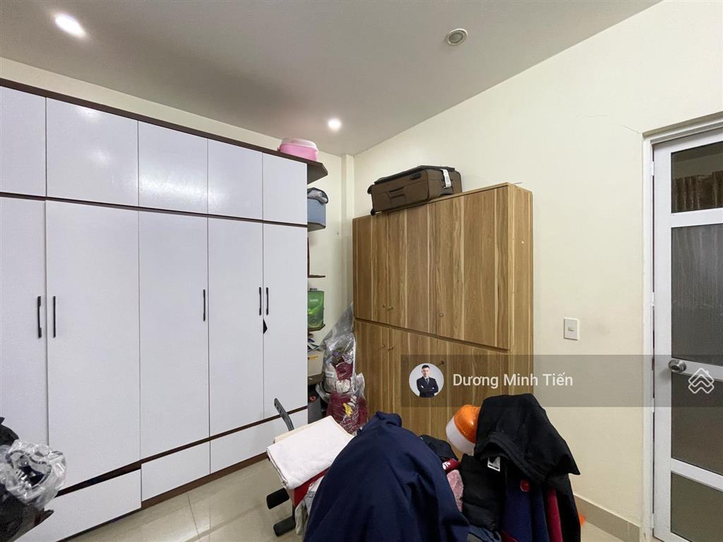 Nhà 4 tầng dân xây phân lô lê hồng phong  40m2  đường 12m  tây tứ trạch