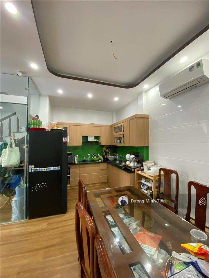 Nhà 3 tầng dân xây phân lô văn cao  77m2 ngang 7m  đông nam