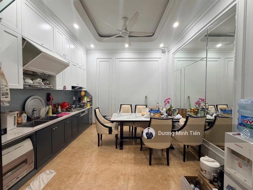 Nhà dân xây phân lô lê hồng phong gần lạc hồng  40m2  đường 12m