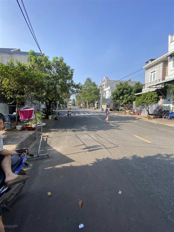 Bán nhà trệt lầu giá rẻ ngang 7m gần ngã tư chiêu liêu, dĩ an