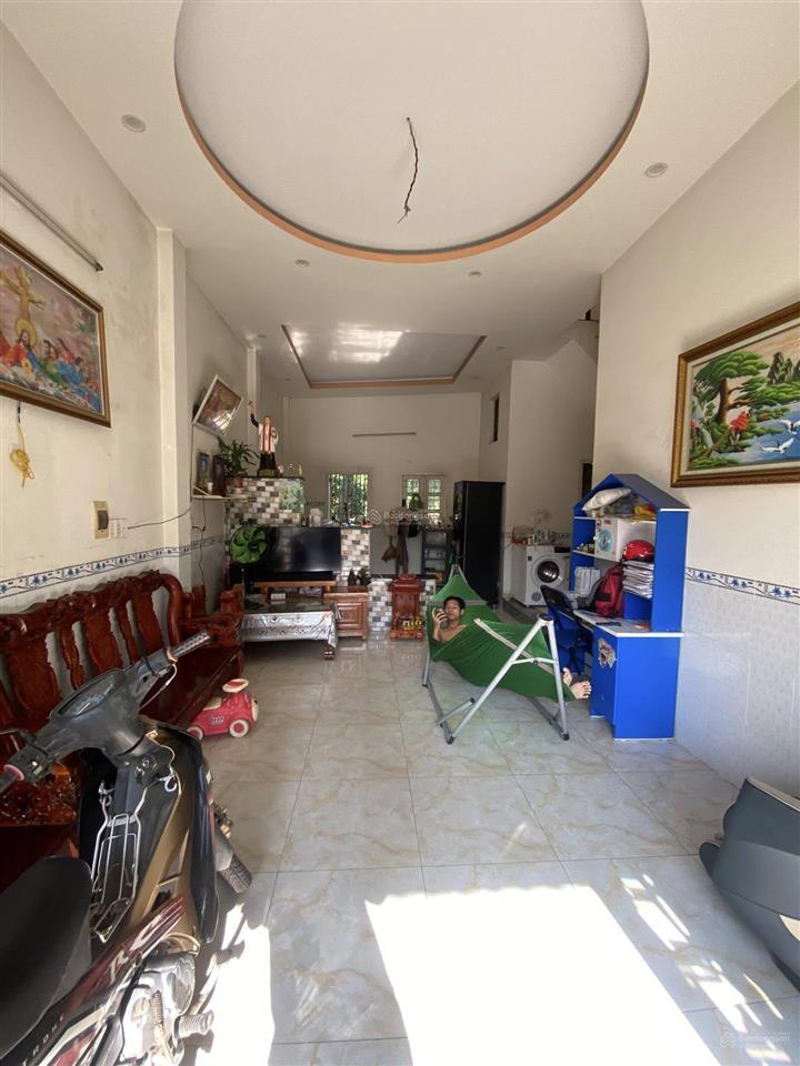 Bán nhà trệt lầu giá rẻ ngang 7m gần ngã tư chiêu liêu, dĩ an