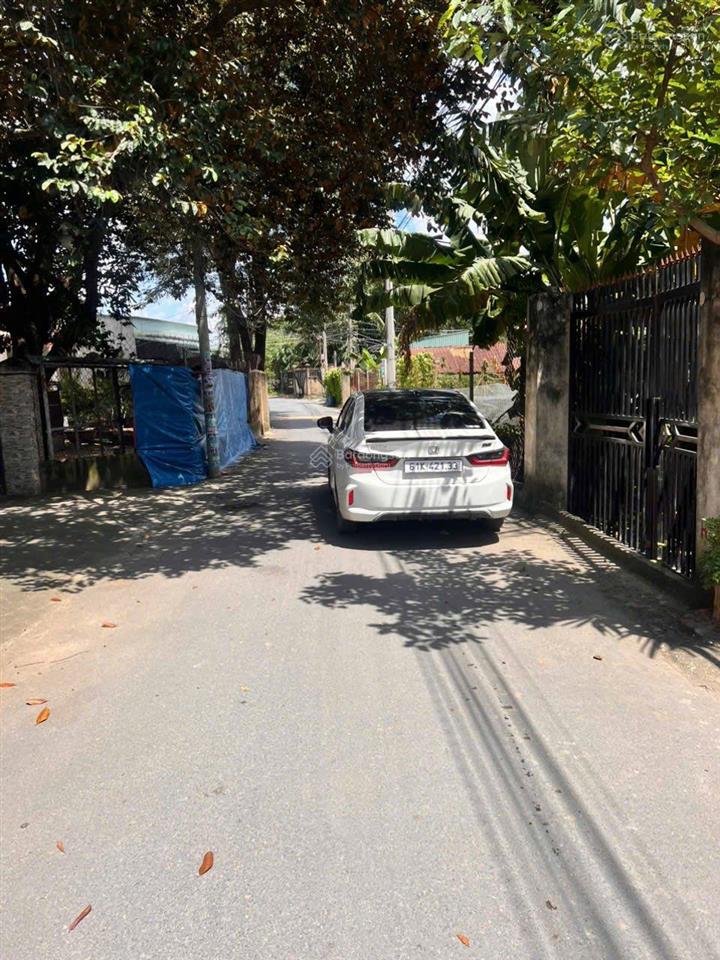 Bán đất giá rẻ 175m2 kinh doanh tốt gần đường lê thị trung, thuận an