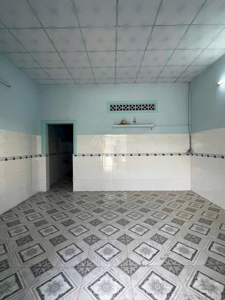 Nhà cấp 4 gác lửng giá rẻ gần giáo xứ bà trà, thuận an