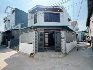 Nhà trệt lầu góc 2 mặt tiền giá rẻ gần ngã tư bình chuẩn, thuận an