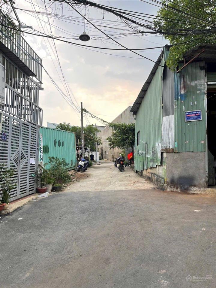 Chủ gửi bán 3 lô đất liền kề giá rẻ gần kdl hố lang, tân bình  dĩ an