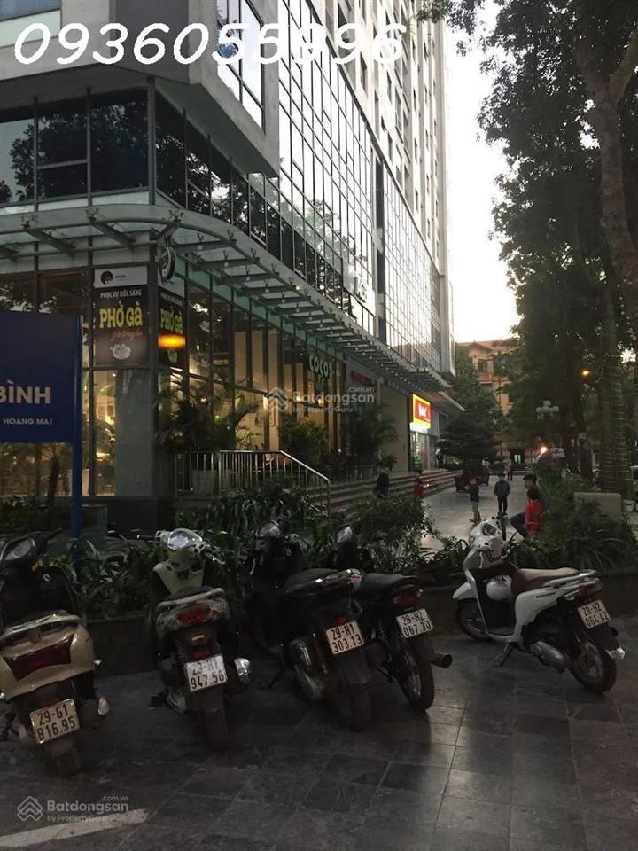 Chính chủ bán nhà căn góc 2 mặt tiền 113m gần chợ Định Công, sổ đỏ riêng, giá thương lượng