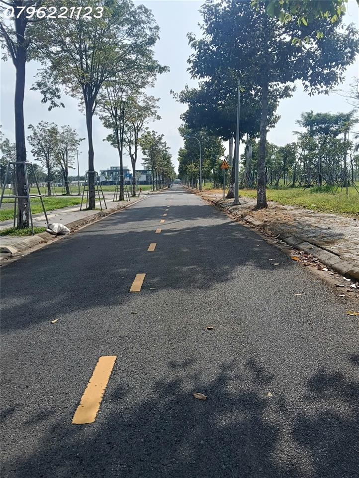 Bán đất tại Ấp Yên Ngựa, ĐT 744, Định Thành, 10 tỷ, DT 1800 m2, giá đầu tư