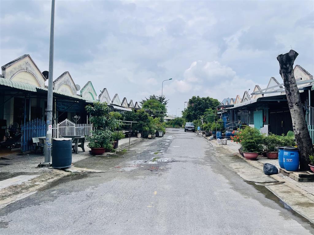 Chính chủ gởi bán nhà long hưng city 100m2, mới đẹp, sổ riêng sẵn, vào ở ngay