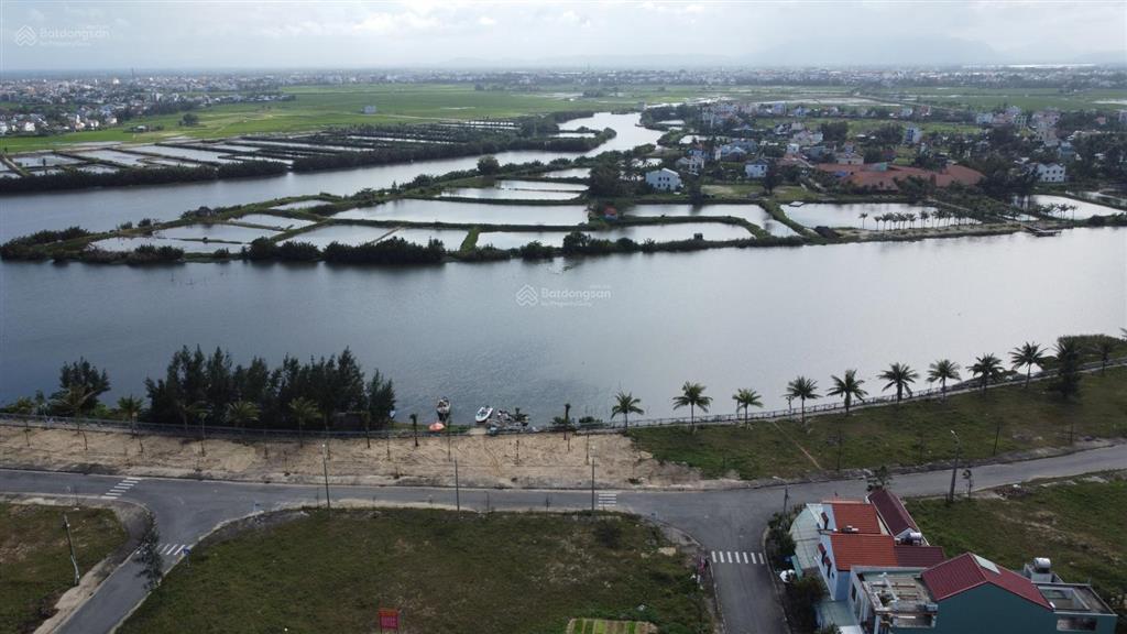 Sập hầm bán lô đất cực đẹp, rẻ so với giá thị trường khu làng chài cẩm an