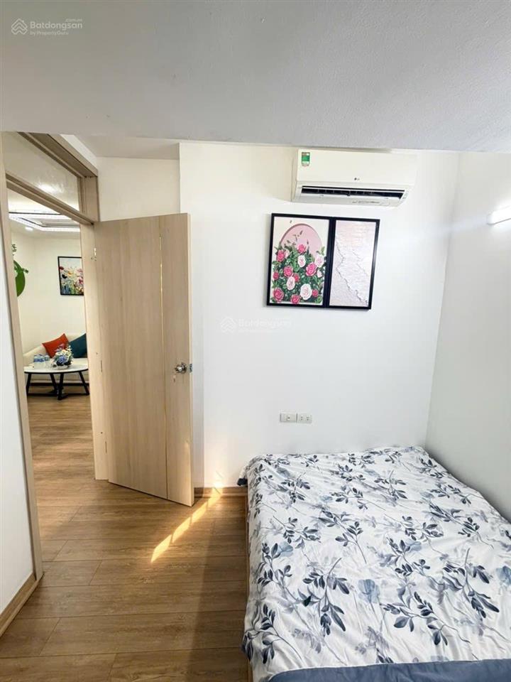 Bán rẻ ccmn nguyễn trãi 2pn 1wc dt50m2 giá 2tỷ250 đầy đủ nội thất cái dọn về ở luôn